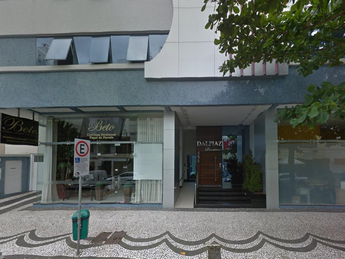 Balneário CamboriúEdificio Dalpiazアパートメント エクステリア 写真