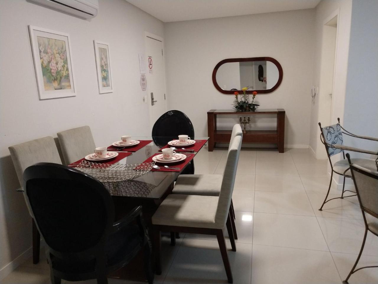 Balneário CamboriúEdificio Dalpiazアパートメント エクステリア 写真