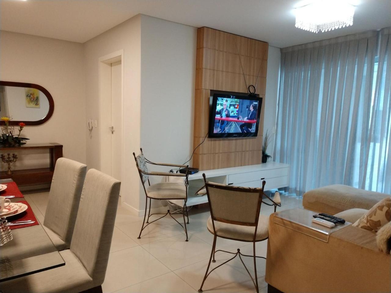 Balneário CamboriúEdificio Dalpiazアパートメント エクステリア 写真